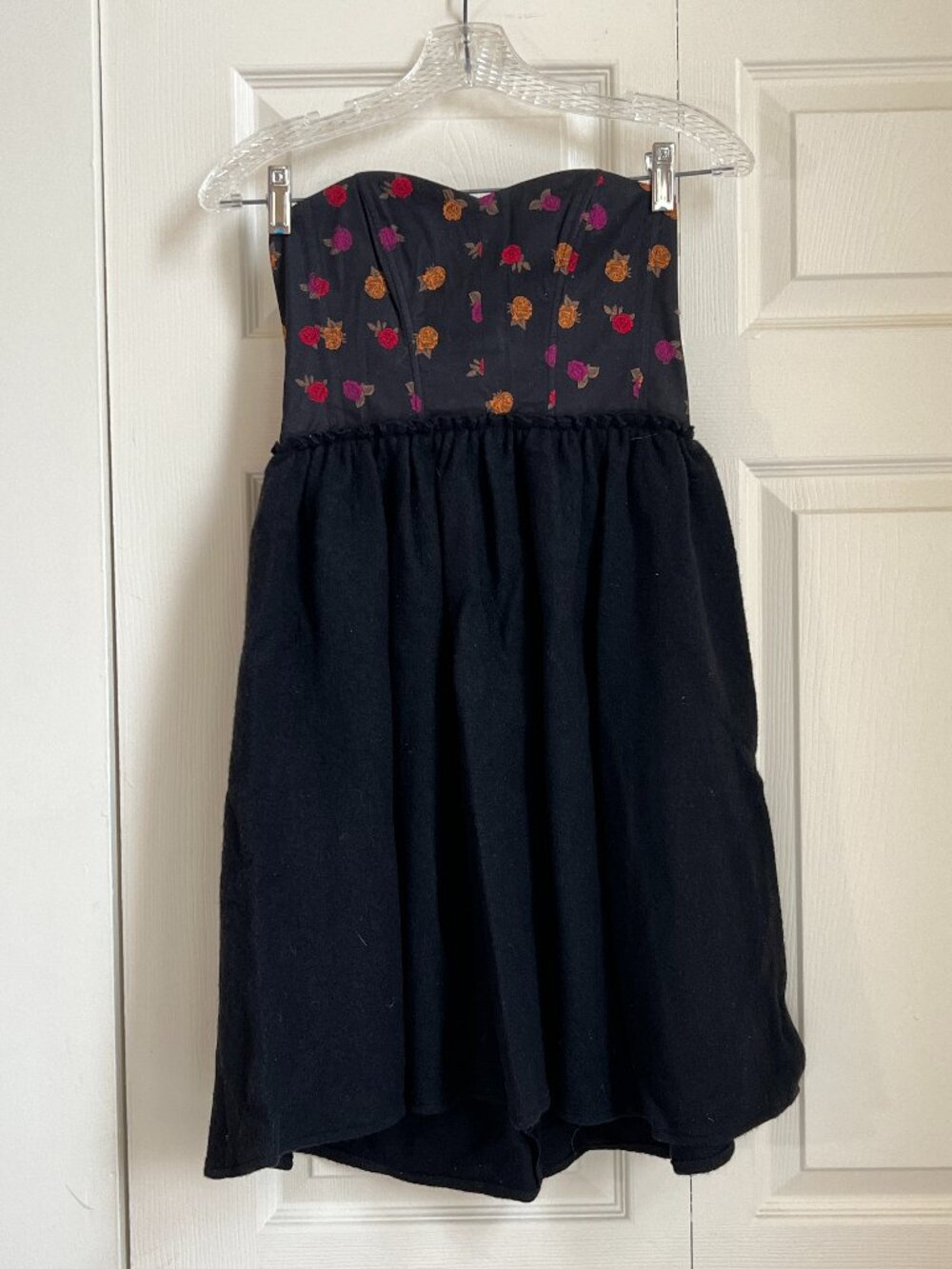 Anthropologie party dress w/ cotton bustier & wool skirt. Sz small, gently worn.
